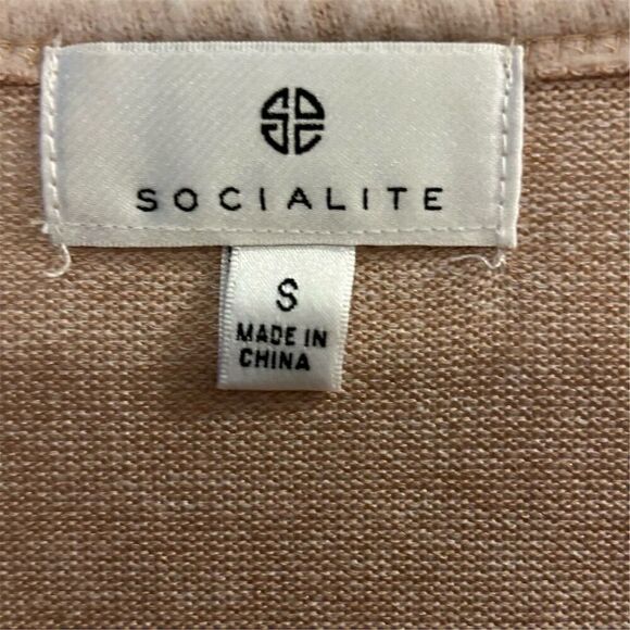 Socialite Women's Beige V-Neck Long Sleeve Blouse Size S Casual Top - Picture 6 of 12